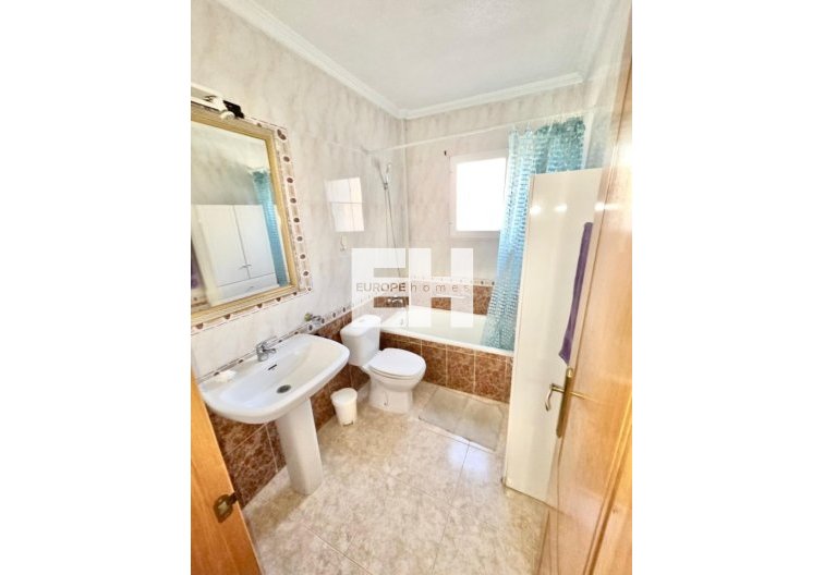 Segunda mano - town house - Playa Flamenca - Costa Blanca