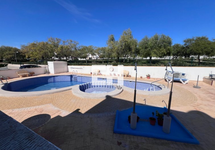 Segunda mano - villa - Orihuela - Inland