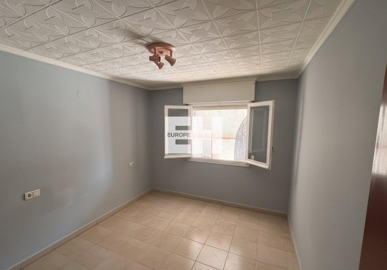 Segunda mano - Bungalow - Torrevieja - La Siesta - El Salado - Torreta