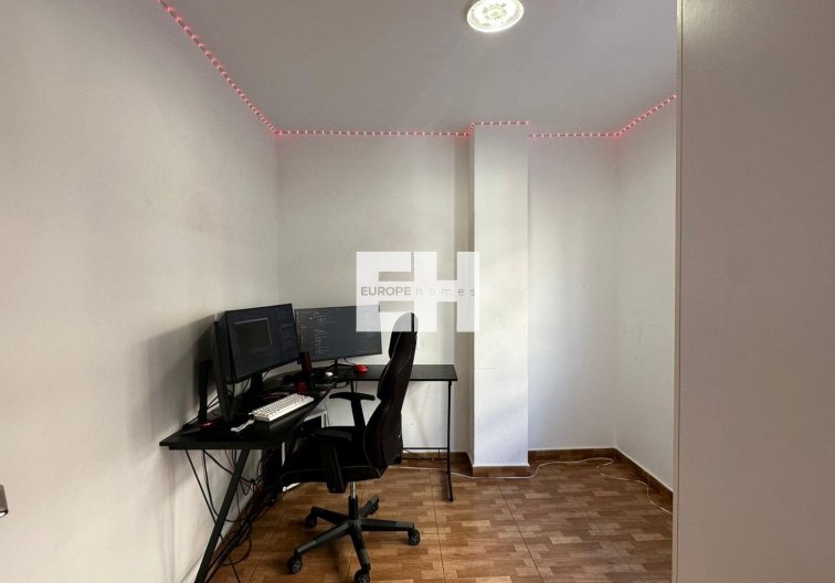 Segunda mano - Apartamento  - Torrevieja - La Mata Pueblo