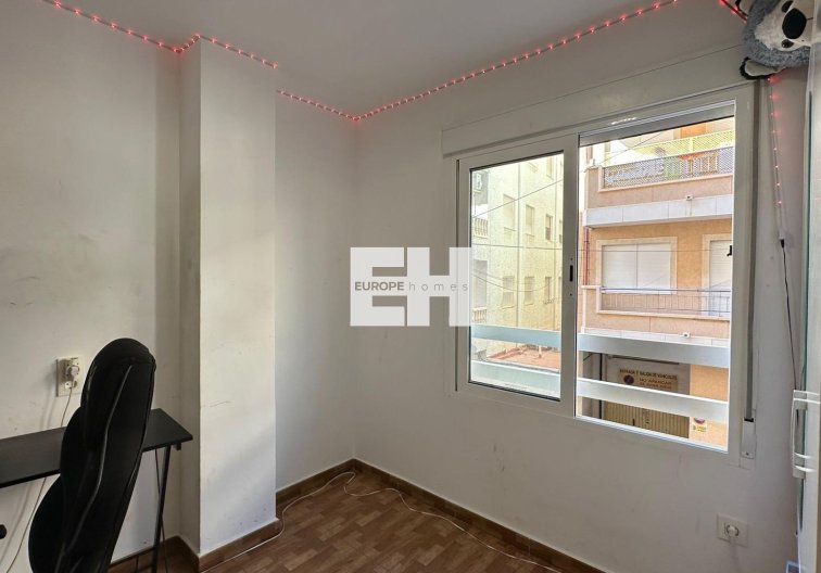 Segunda mano - Apartamento  - Torrevieja - La Mata Pueblo