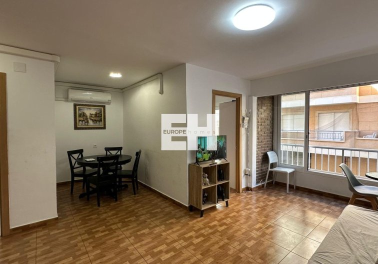 Segunda mano - Apartamento  - Torrevieja - La Mata Pueblo