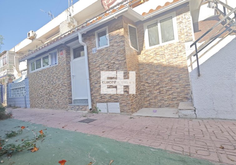 Segunda mano - Bungalow - Torrevieja - Playa del Cura