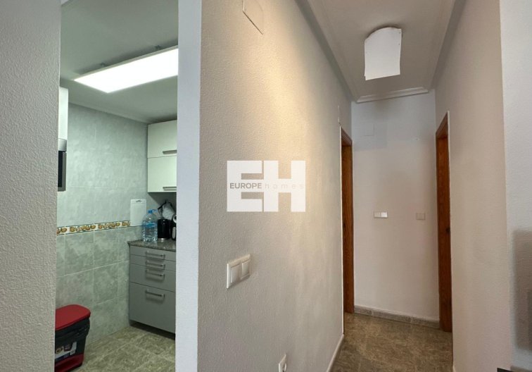 Wiederverkauf - Wohnung - Torrevieja - Estacion De Autobuses