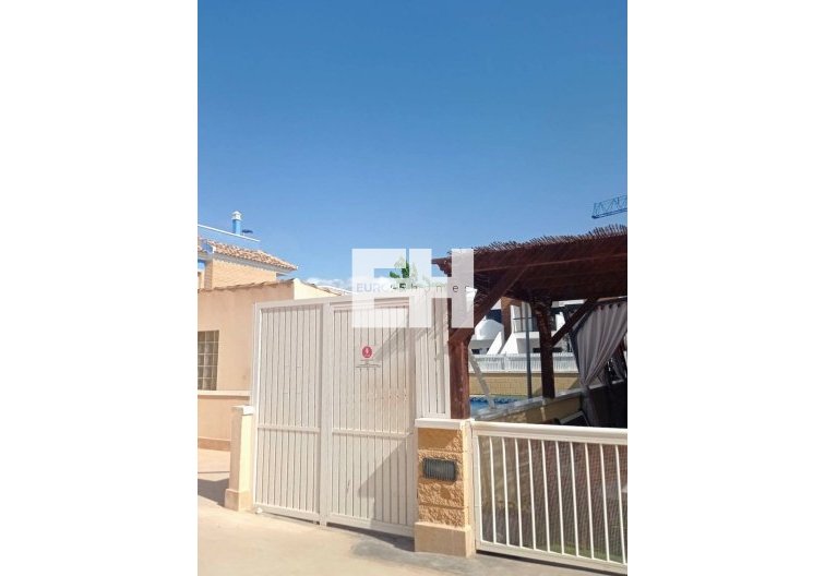 Segunda mano - town house - Pilar de la Horadada