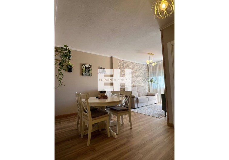 Segunda mano - Apartamento  - Pilar de la Horadada - La Torre De La Horadada