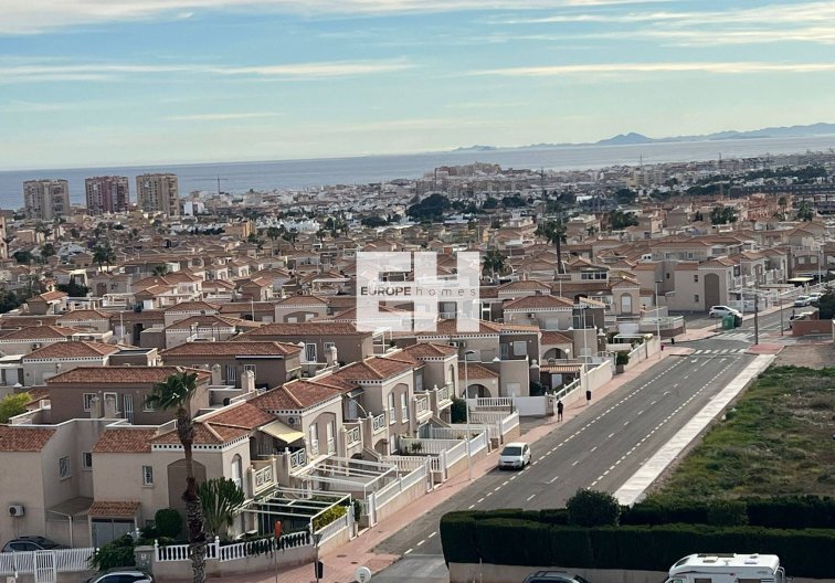 Segunda mano - Apartamento  - Torrevieja - Aguas Nuevas