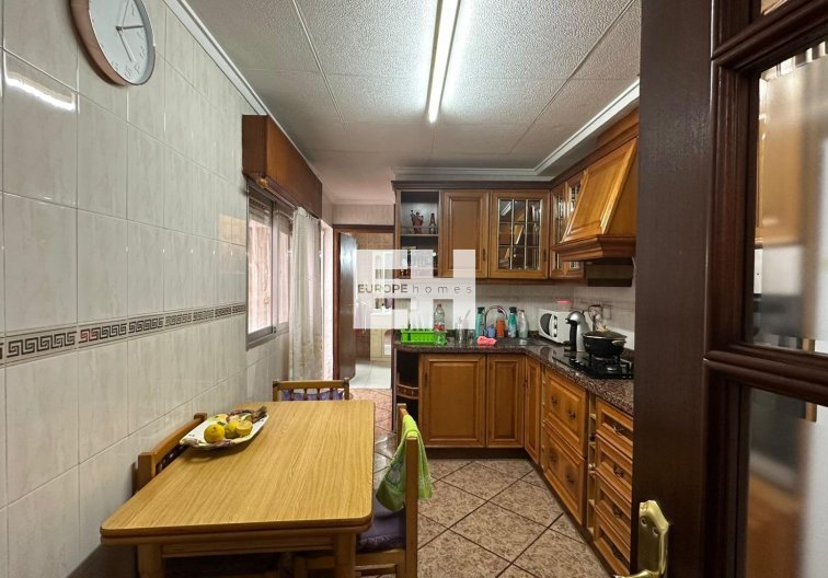 Wiederverkauf - Wohnung - Torrevieja - Estacion De Autobuses