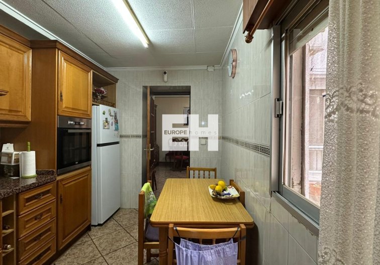 Wiederverkauf - Wohnung - Torrevieja - Estacion De Autobuses