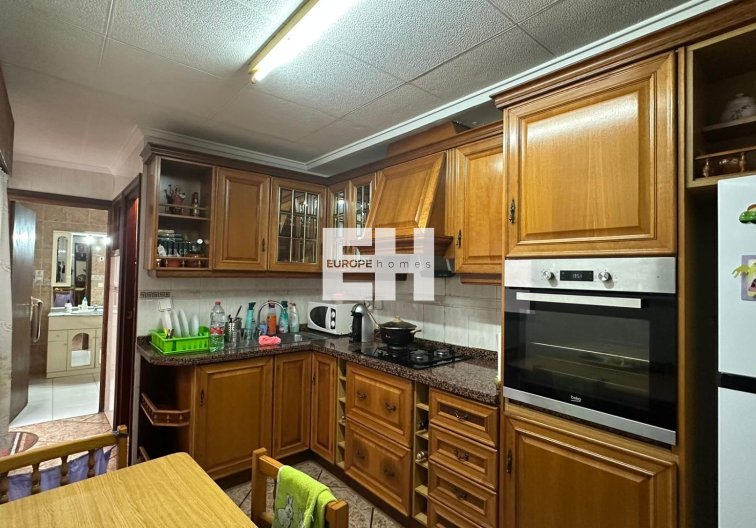 Wiederverkauf - Wohnung - Torrevieja - Estacion De Autobuses