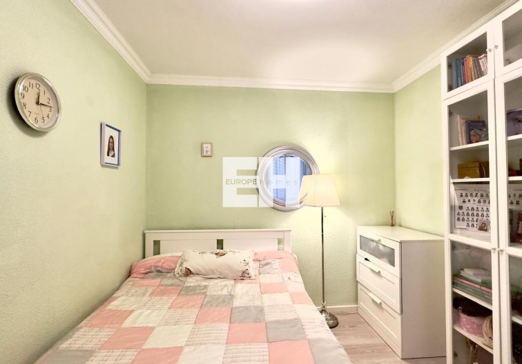 Segunda mano - Apartamento  - Torrevieja - Centro