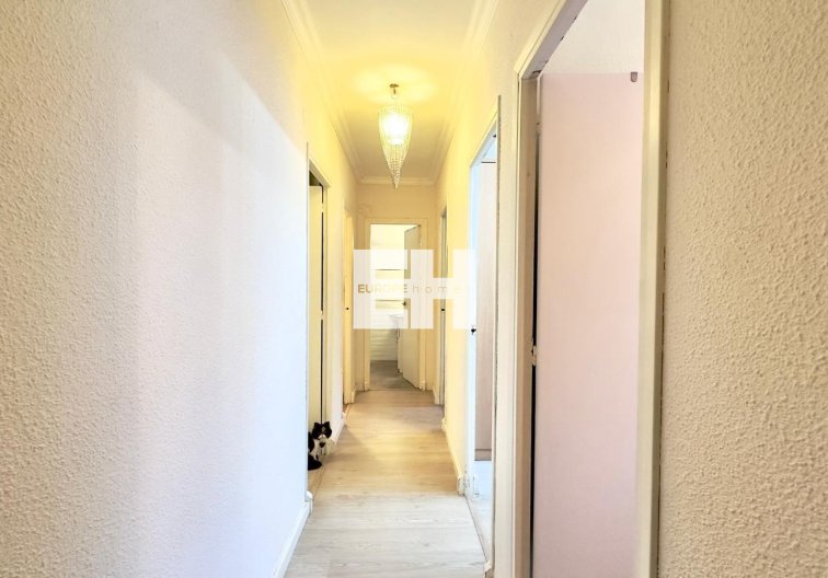 Segunda mano - Apartamento  - Torrevieja - Centro