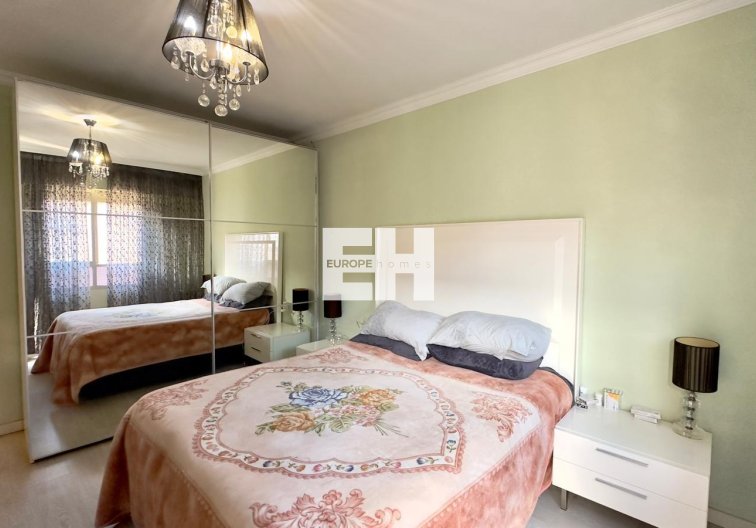 Segunda mano - Apartamento  - Torrevieja - Centro