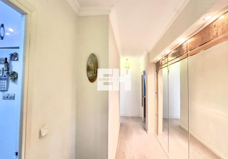 Segunda mano - Apartamento  - Torrevieja - Centro