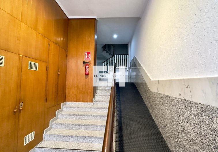 Segunda mano - Apartamento  - Torrevieja - Centro