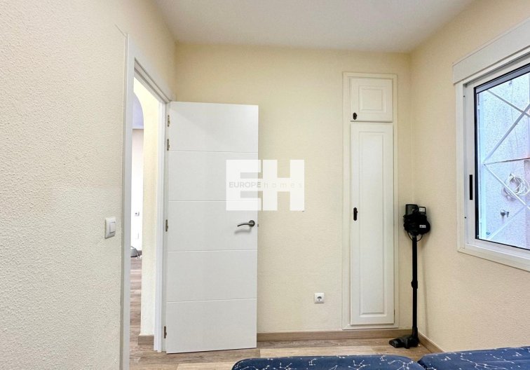 Segunda mano - Bungalow - Torrevieja - Torreblanca