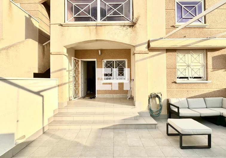 Segunda mano - Bungalow - Torrevieja - Torreblanca