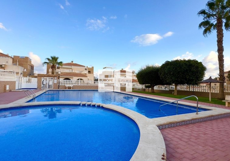 Segunda mano - Bungalow - Torrevieja - Torreblanca