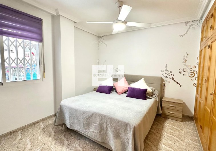 Segunda mano - Apartamento  - Torrevieja - Centro