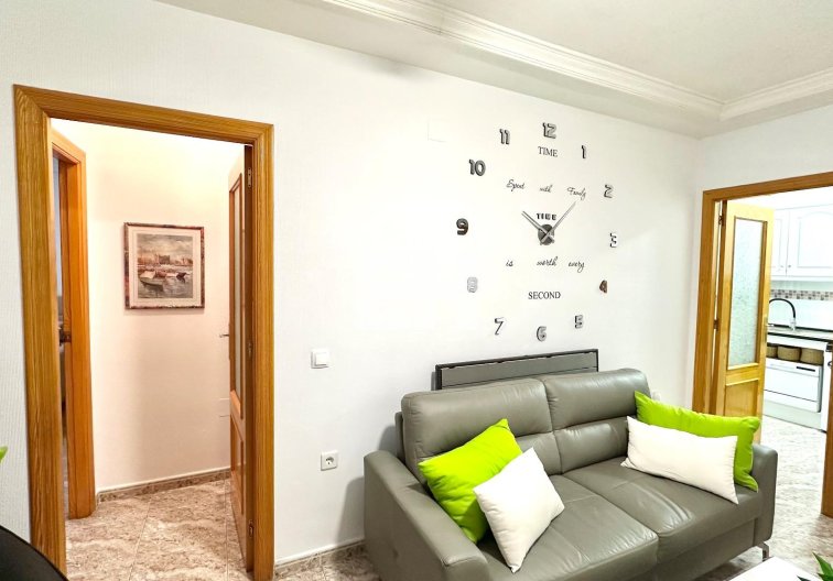 Segunda mano - Apartamento  - Torrevieja - Centro