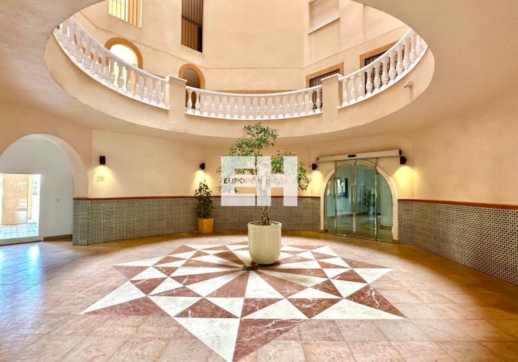 Segunda mano - Apartamento  - Torrevieja - Los Frutales