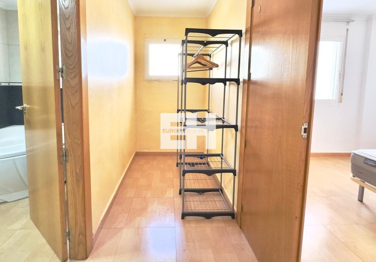 Segunda mano - Apartamento  - Torrevieja - Centro