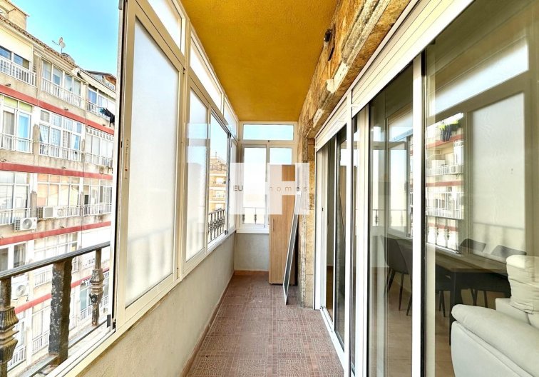 Segunda mano - Apartamento  - Torrevieja - Centro