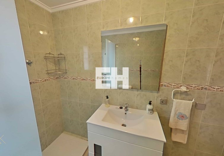 Segunda mano - villa - Torrevieja - San Luis