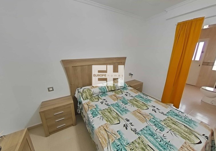 Segunda mano - villa - Torrevieja - San Luis