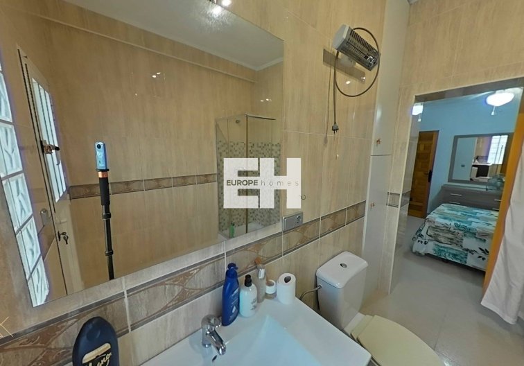 Segunda mano - villa - Torrevieja - San Luis