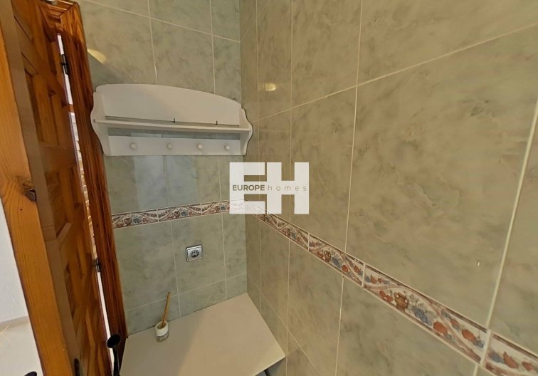 Segunda mano - villa - Torrevieja - San Luis