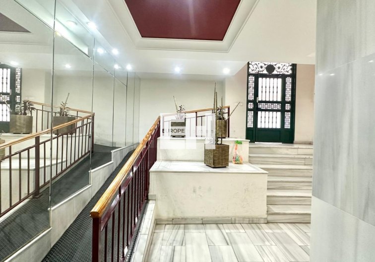 Segunda mano - Apartamento  - Torrevieja - Centro