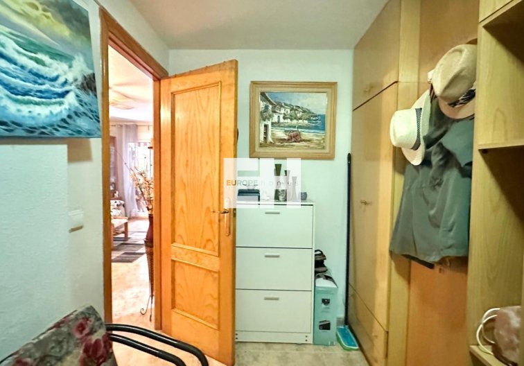 Segunda mano - Apartamento  - Torrevieja - Centro