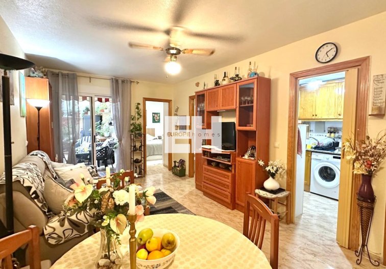 Segunda mano - Apartamento  - Torrevieja - Centro