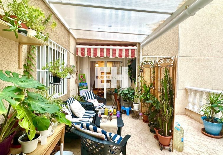 Segunda mano - Apartamento  - Torrevieja - Centro