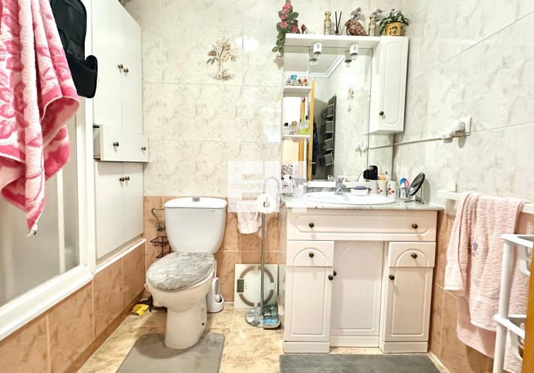 Segunda mano - Apartamento  - Torrevieja - Centro