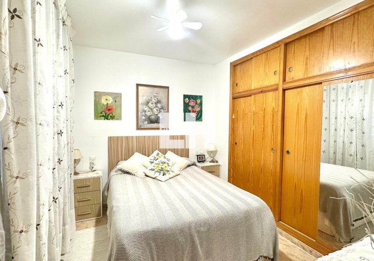 Segunda mano - Apartamento  - Torrevieja - Centro