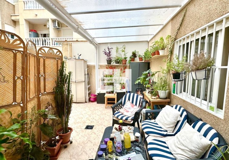 Segunda mano - Apartamento  - Torrevieja - Centro