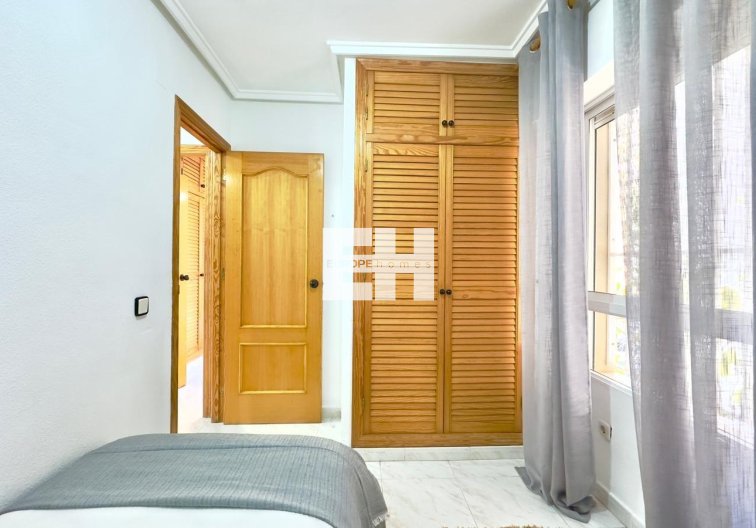 Herverkoop - Appartement - Torrevieja - Playa del Cura