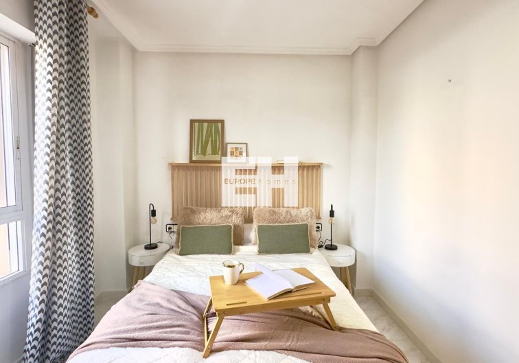 Herverkoop - Appartement - Torrevieja - Playa del Cura