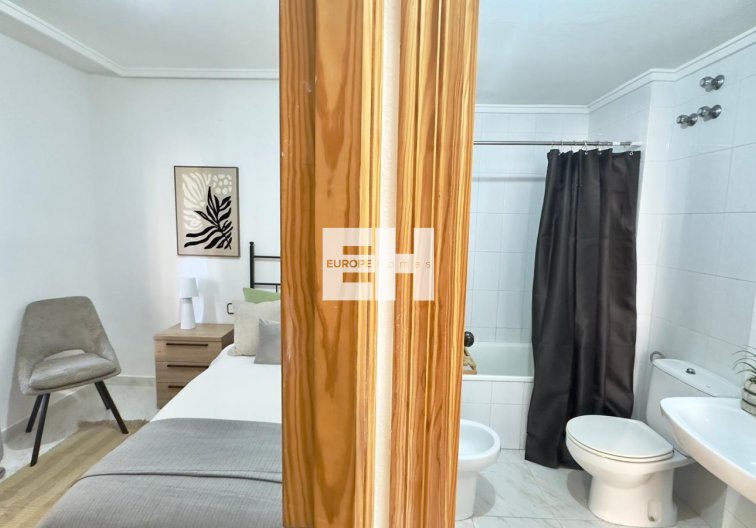 Herverkoop - Appartement - Torrevieja - Playa del Cura