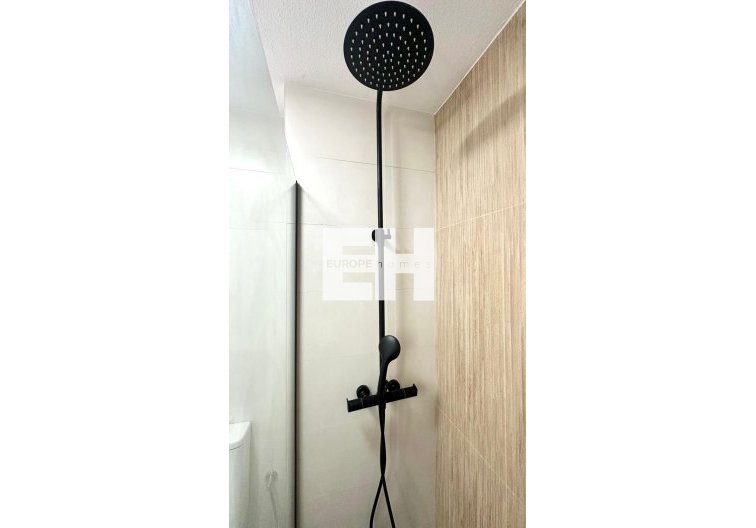 Segunda mano - Apartamento  - Torrevieja - Centro