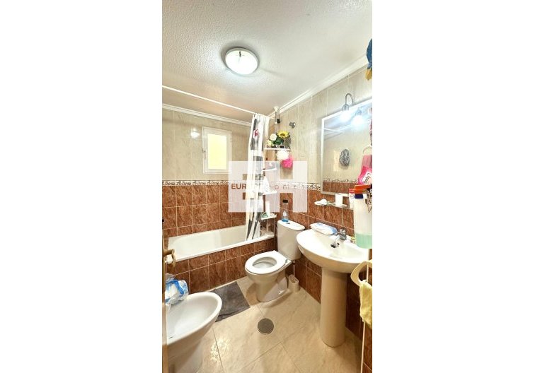 Segunda mano - Apartamento  - Torrevieja - Estacion De Autobuses