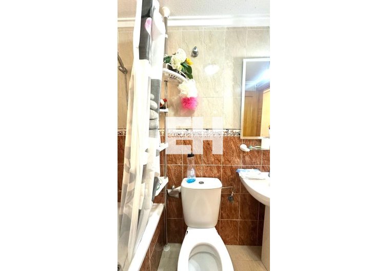 Segunda mano - Apartamento  - Torrevieja - Estacion De Autobuses