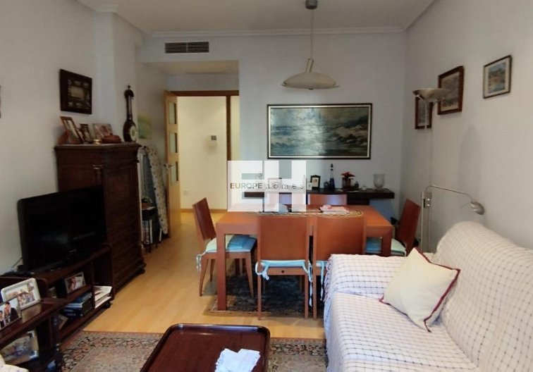 Resale - Apartment - Torrevieja