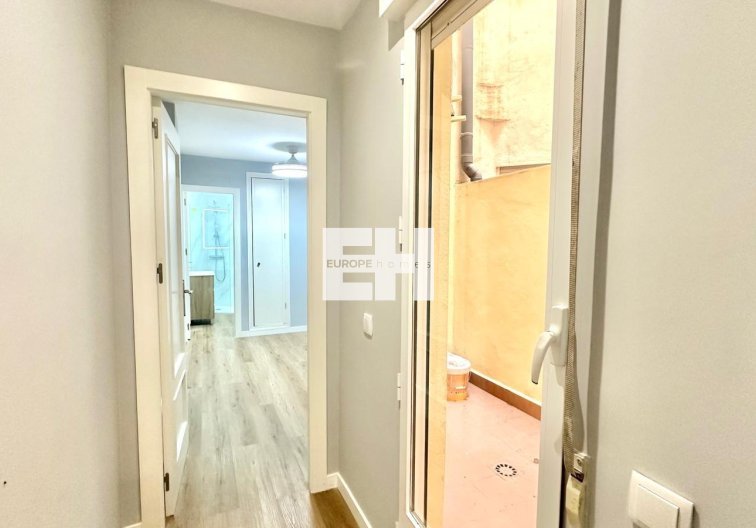 Segunda mano - Apartamento  - Torrevieja - La Mata Pueblo