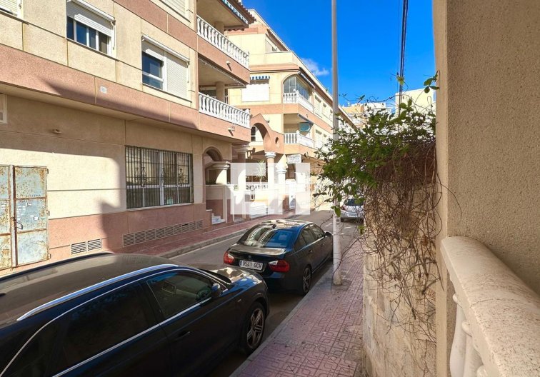 Segunda mano - Apartamento  - Torrevieja - La Mata Pueblo