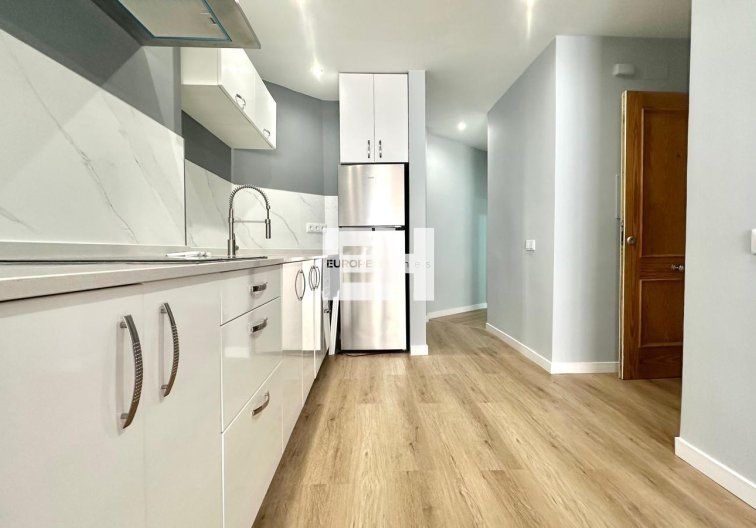 Segunda mano - Apartamento  - Torrevieja - La Mata Pueblo