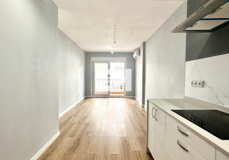 Segunda mano - Apartamento  - Torrevieja - La Mata Pueblo