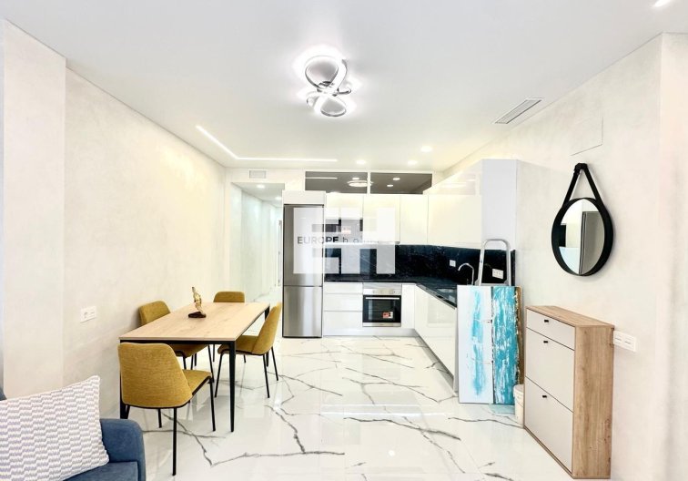 Segunda mano - Apartamento  - Torrevieja - Playa del Cura